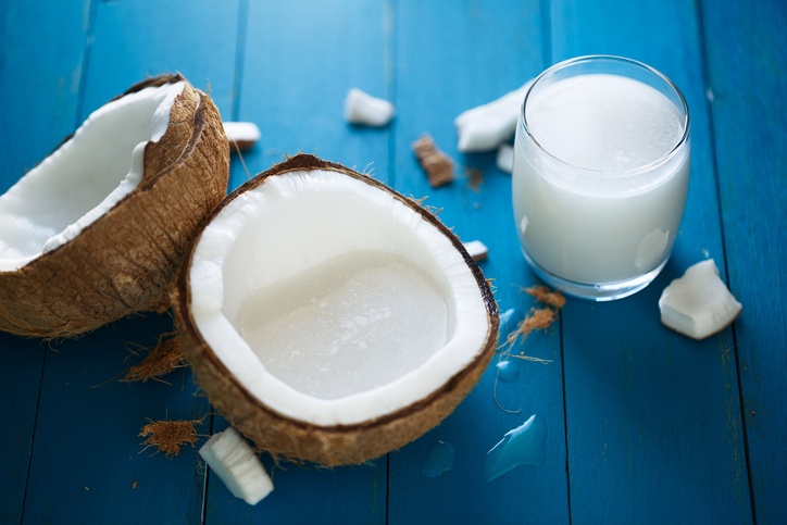 Mleczko kokosowe - kokos i szklanka