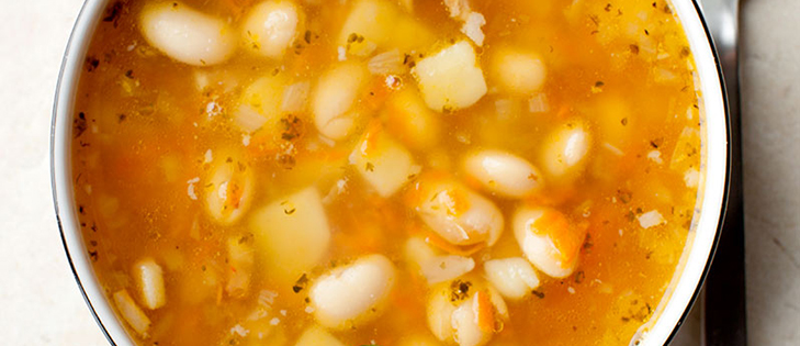 Zupa Fasolowa - Egzotyczna Podróż Smaków